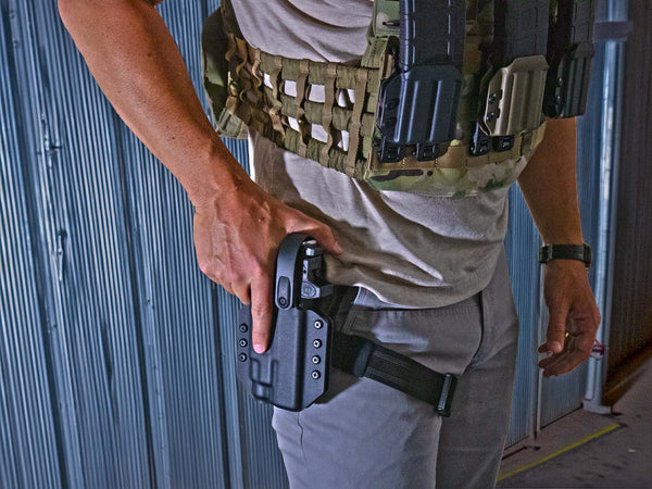 OWB Lightbearing Duty holster with Level 2 Retention - FDO Industries